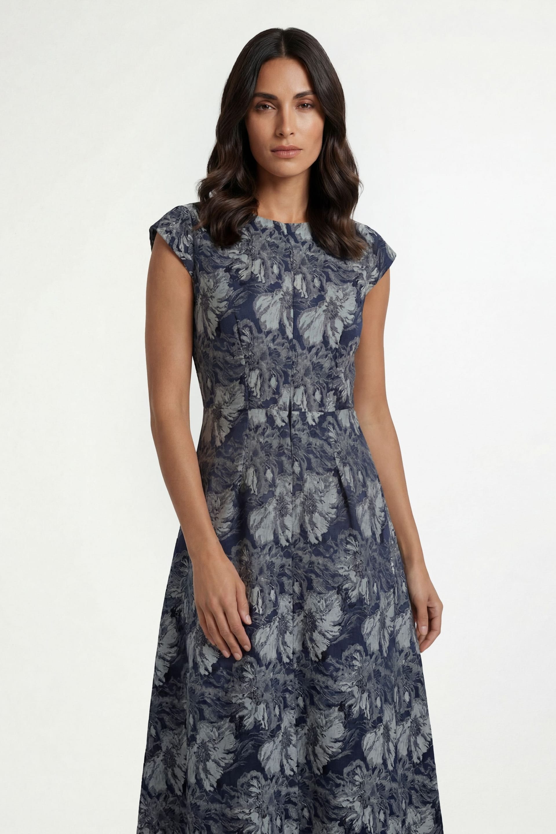 Wallis Wallis Women's Floral Jacquard Cap Sleeve Midi Dress in Navy - 4