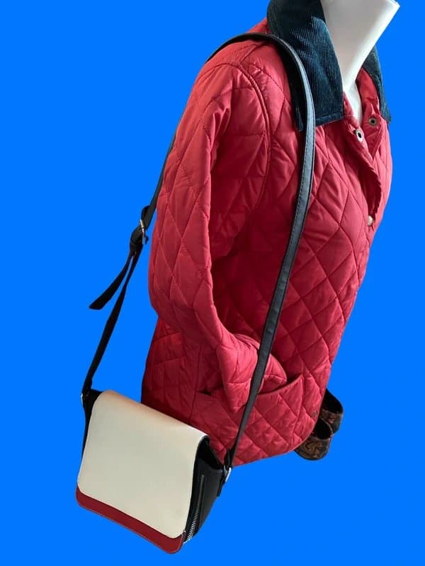No Label Handbag with adjustable strap