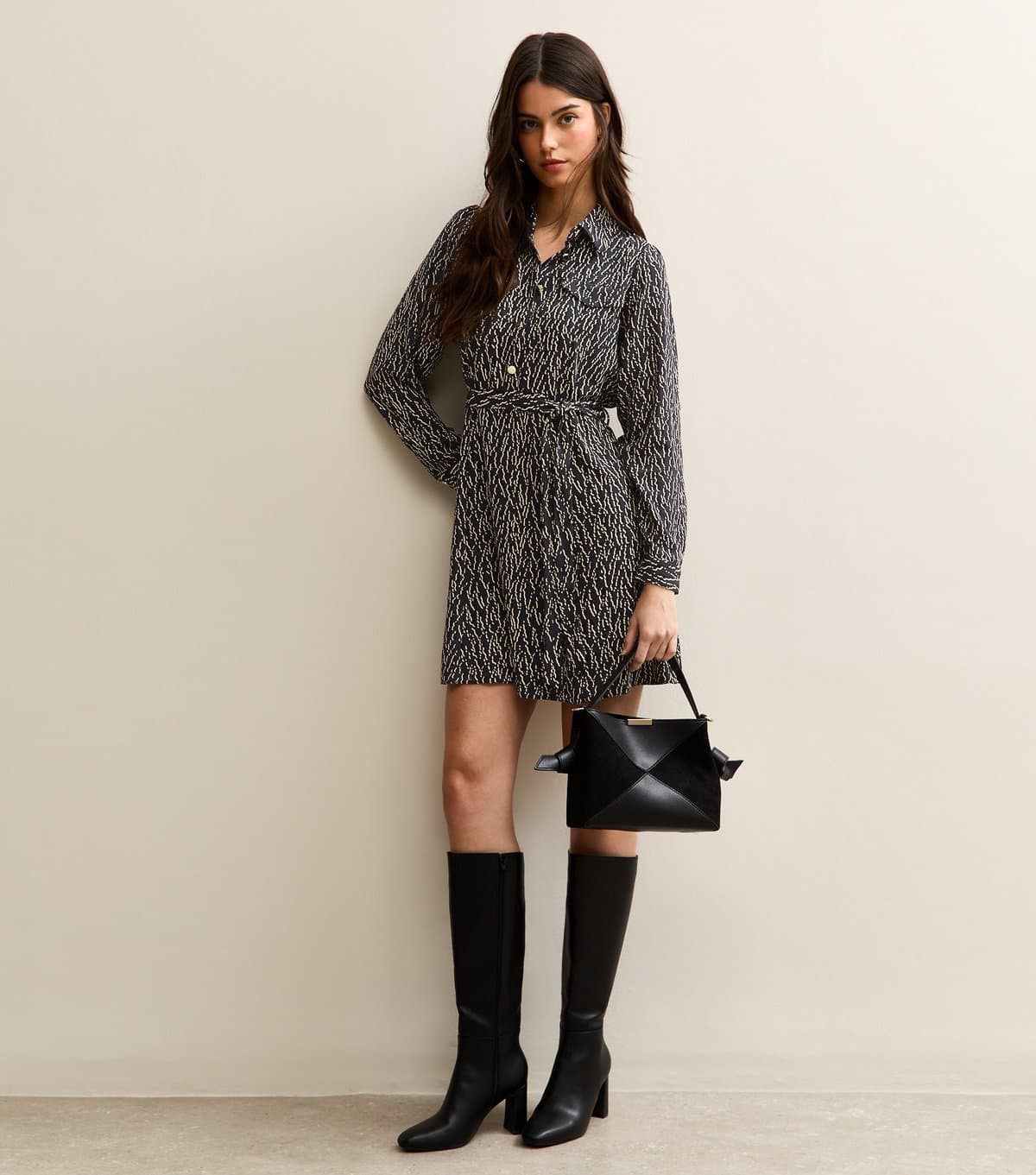 New Look Women's Black Squiggle Print Mini Shirt Dress New Look