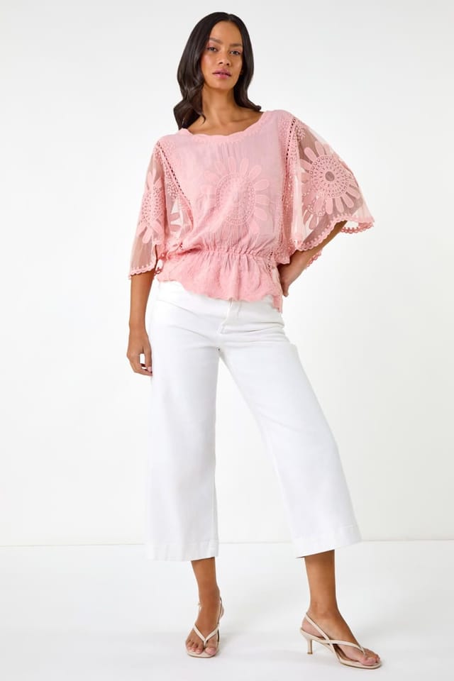 Dusk Dusk Women's Butterfly Lace Blouse in Pink - 2