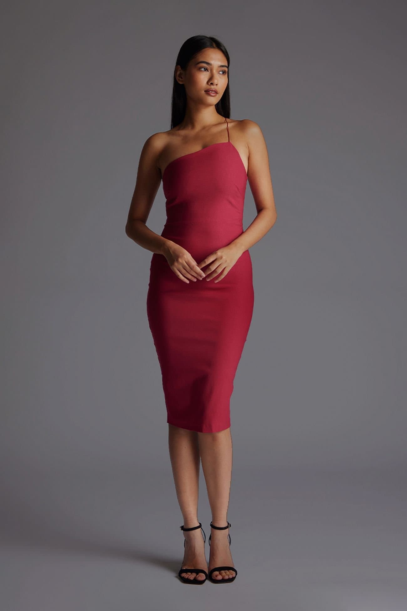 Vesper Vesper Women's One Shoulder Midi Dress in Raspberry