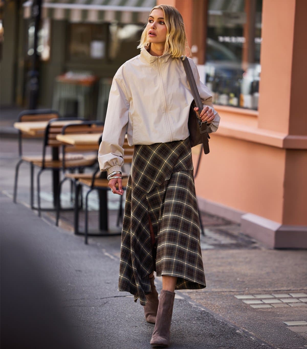 New Look Women's Brown Checked Handkerchief Hem Midi Skirt New Look