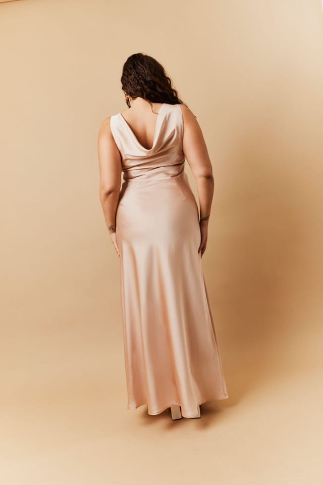 In The Style In The Style Women's Satin Cowl Back Maxi Dress in Beige - 2