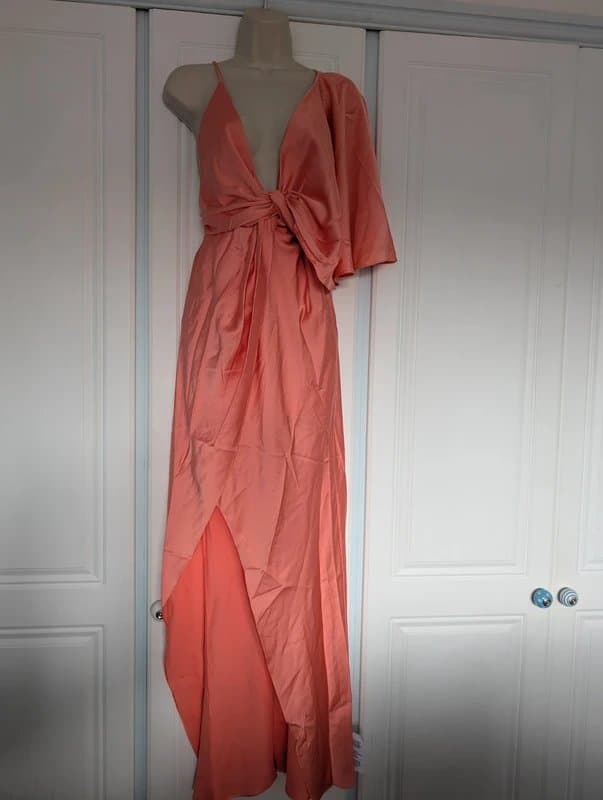 ASOS ASOS Design fallen shoulder twisted satin midi dress in coral size 8