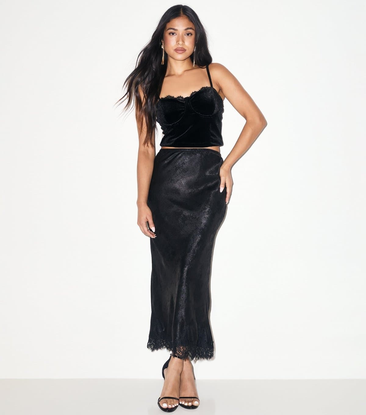 New Look Women's Petite Black Foil Lace Trim Midi Skirt New Look