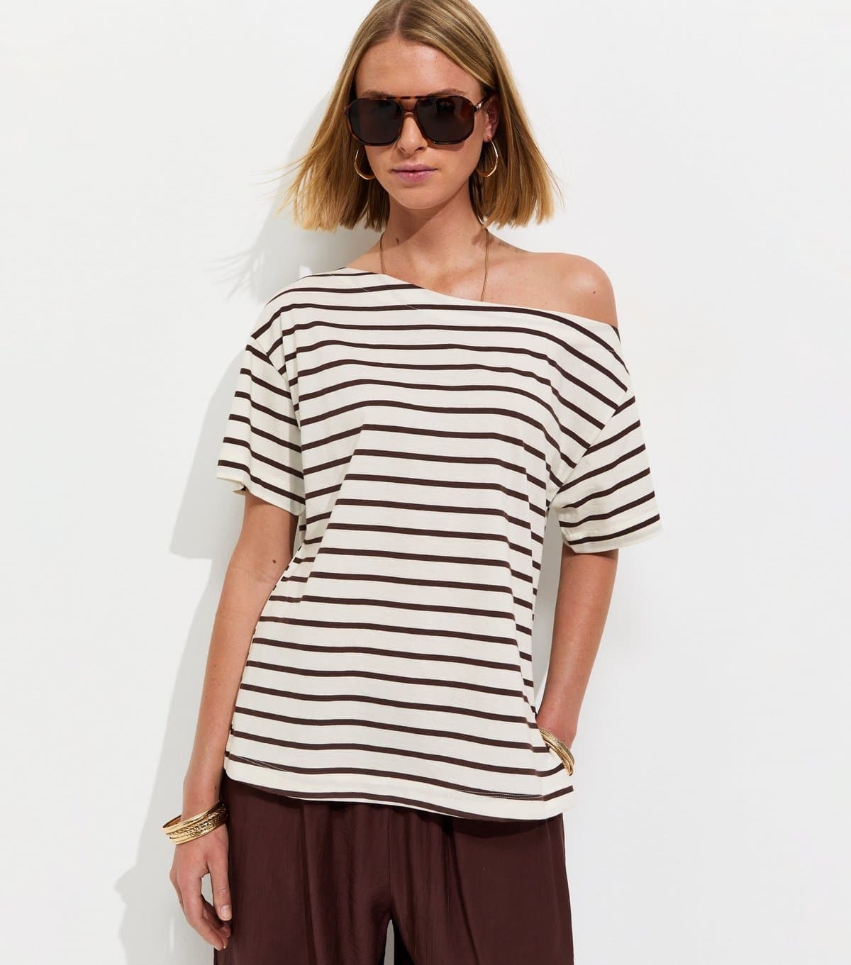 New Look Women's White Striped Cotton Off The Shoulder T-Shirt New Look