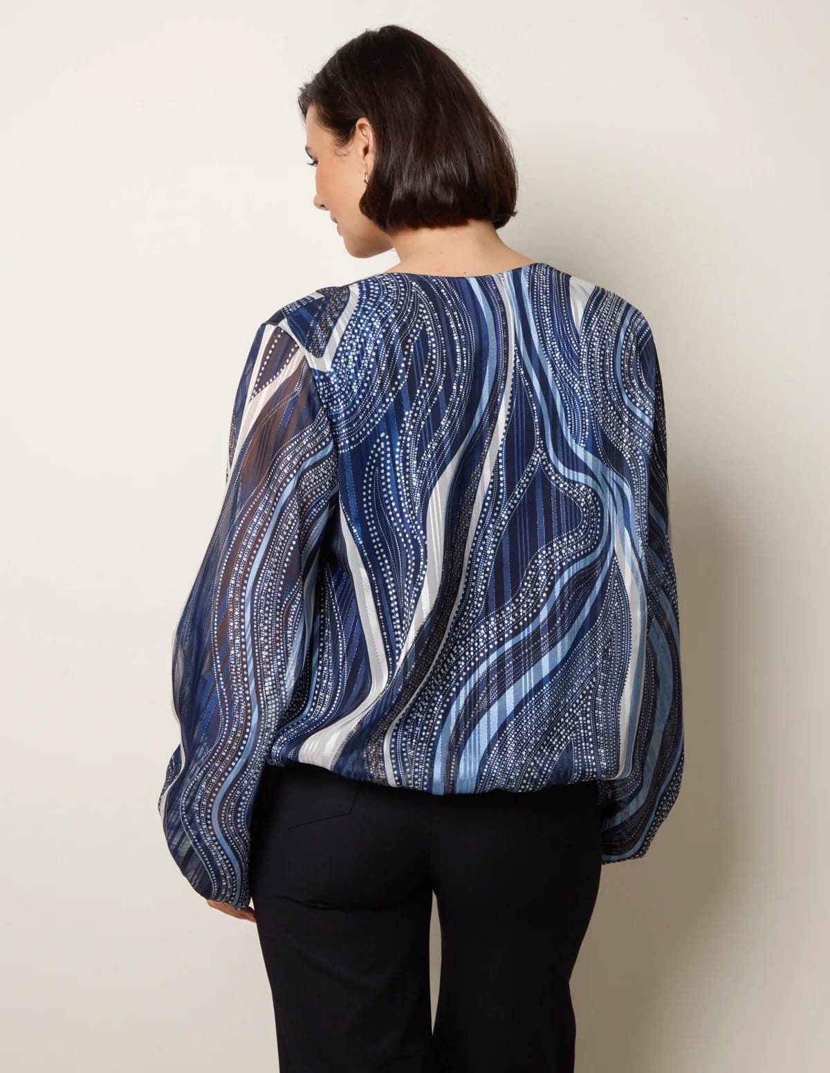 Blue Vanilla Swirl And Dot Print V Neck Metallic Blouse - 4
