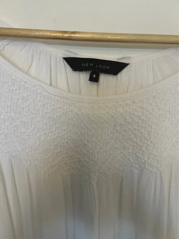 New Look New Look women’s size 8 white 3/4 sleeve top