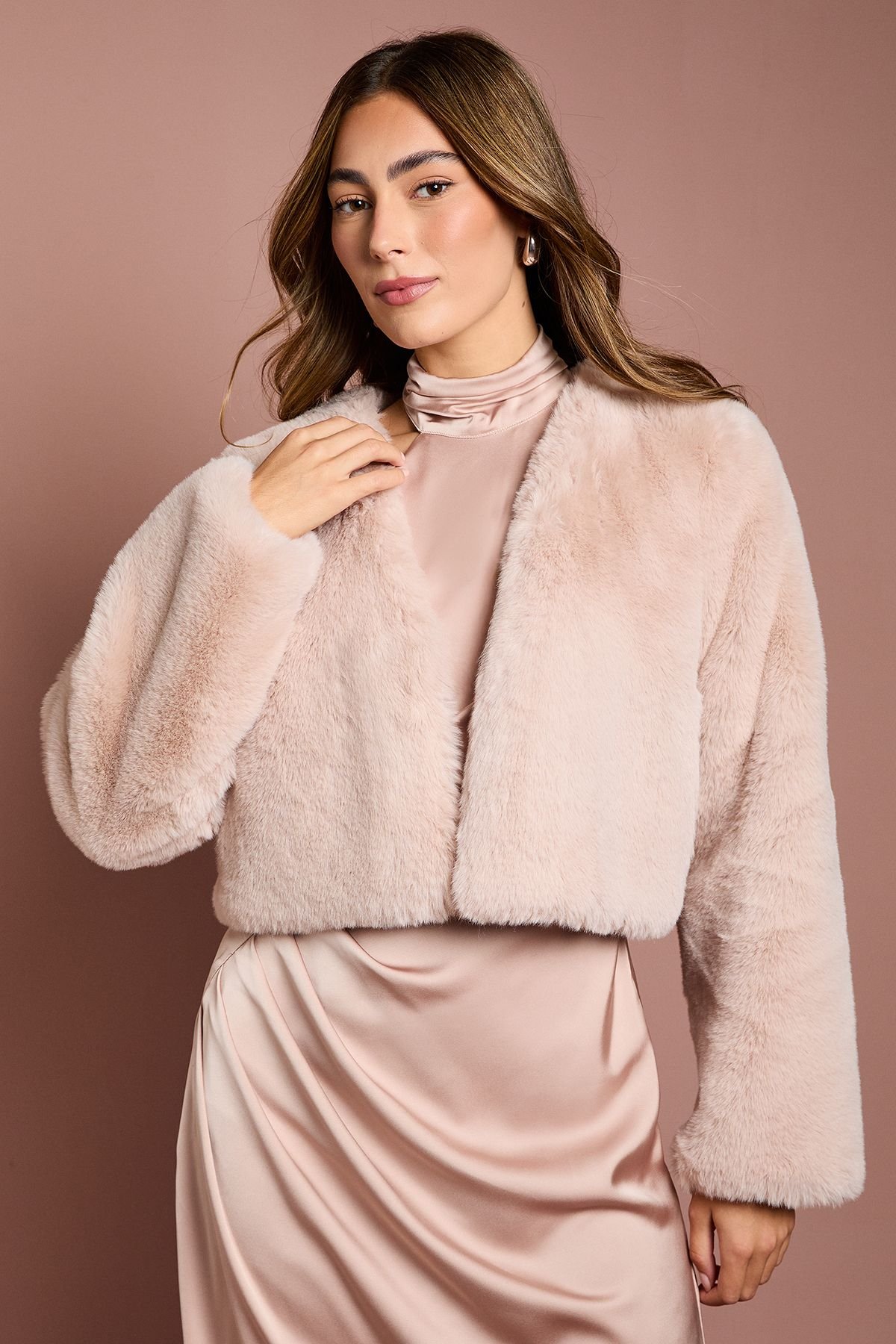 Coast Coast Women's Blush Occasion Short Edge To Edge Faux Fur Coat - 2