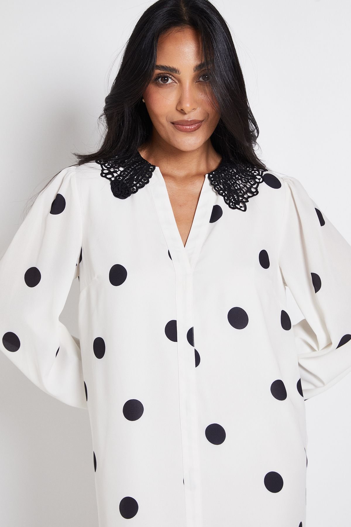 Wallis Wallis Women's Petite Polka Dot Lace Collar Shift Dress in Ivory - 4