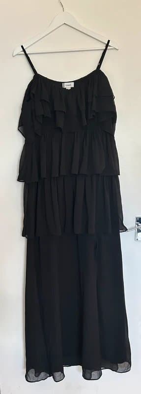 Coast 🖤 Coast Sophie Habboo Black Chiffon Tiered Ruffle Maxi Dress – UK 10 NWT Elegant Floaty Layers