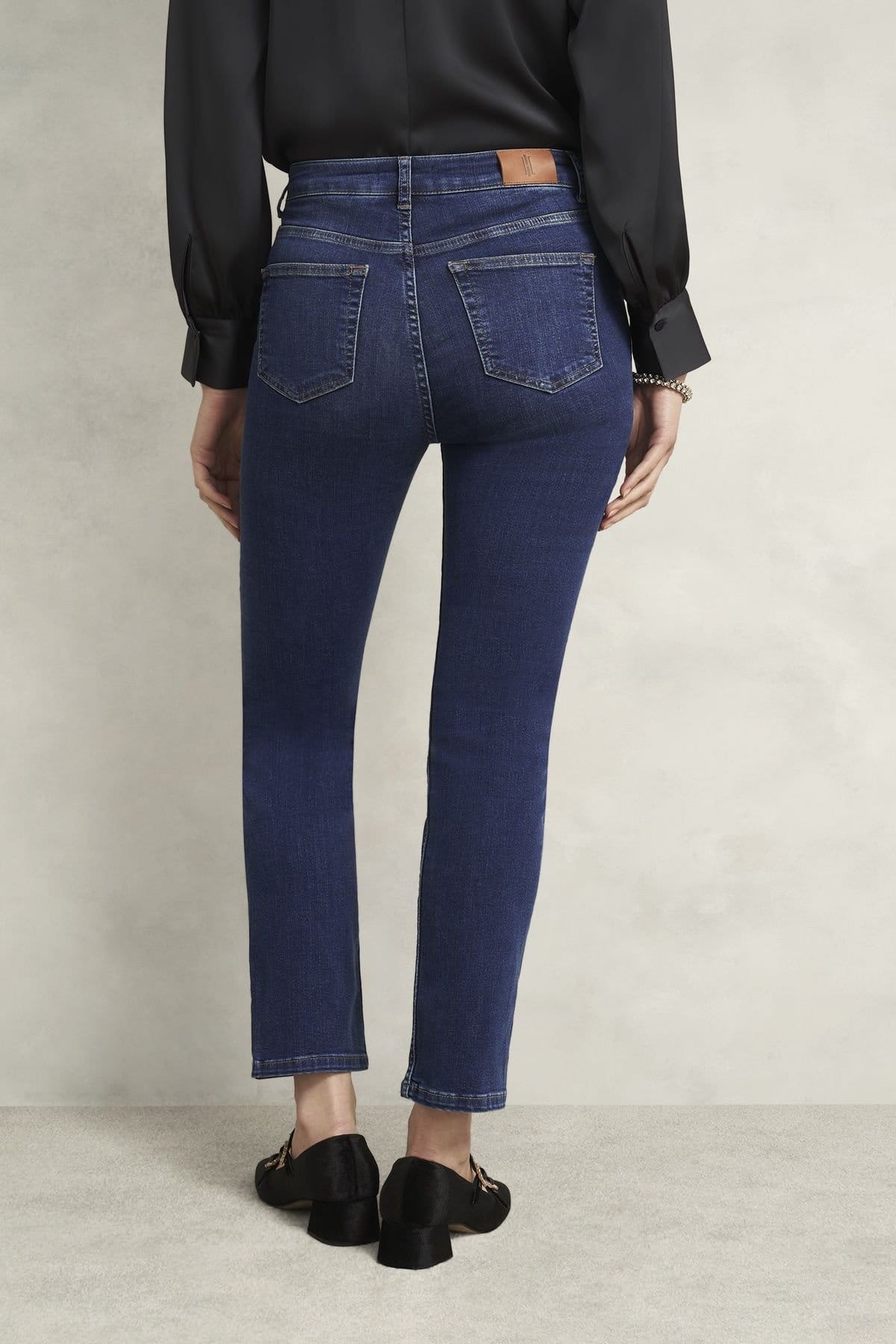 Hobbs London Hobbs London Women's Dita Embellishment Cropped Jeans in Dark Indigo - 4