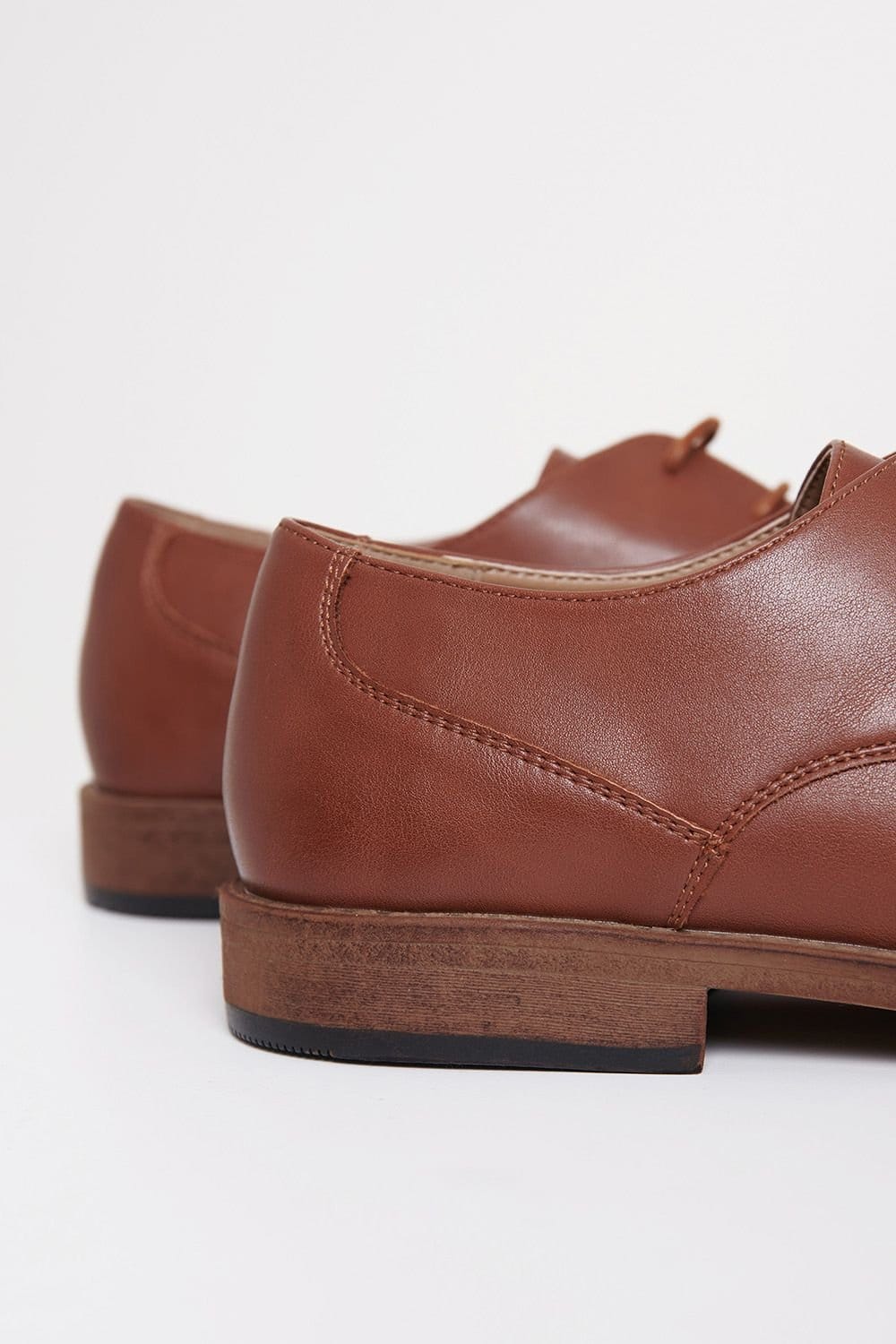 Threadbare Threadbare Men's Lace Up Derby Shoes in Brown - 4