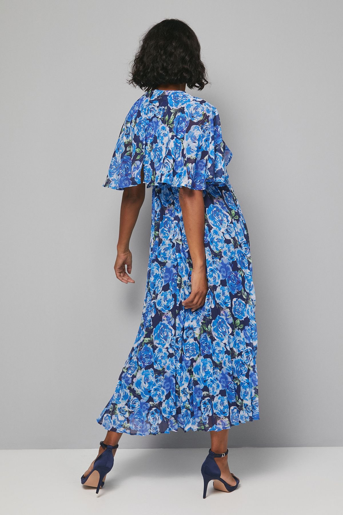 Wallis Wallis Women's Floral Print Pleated Cape Sleeve Midi Dress in Navy - 3