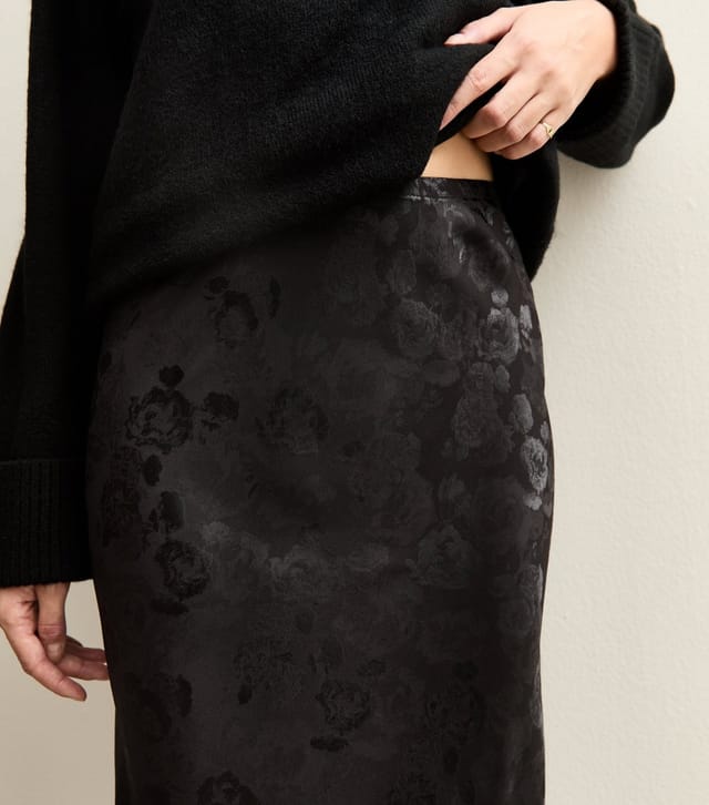 New Look Women's Black Floral Maxi Slip Skirt New Look - 2