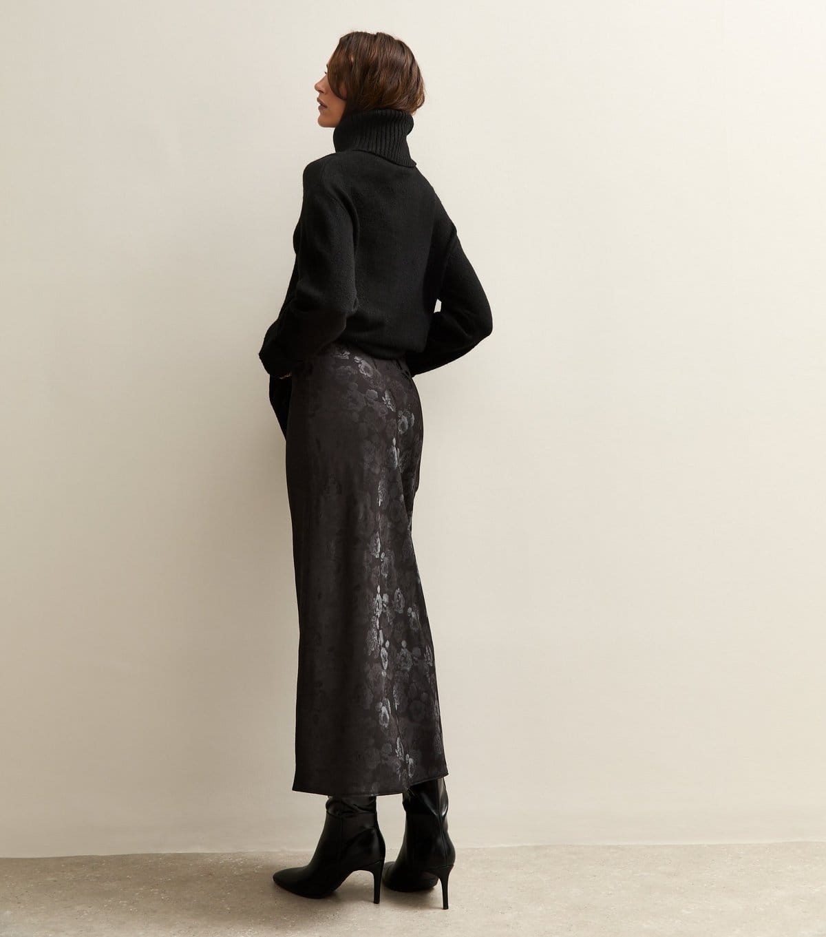 New Look Women's Black Floral Maxi Slip Skirt New Look - 4