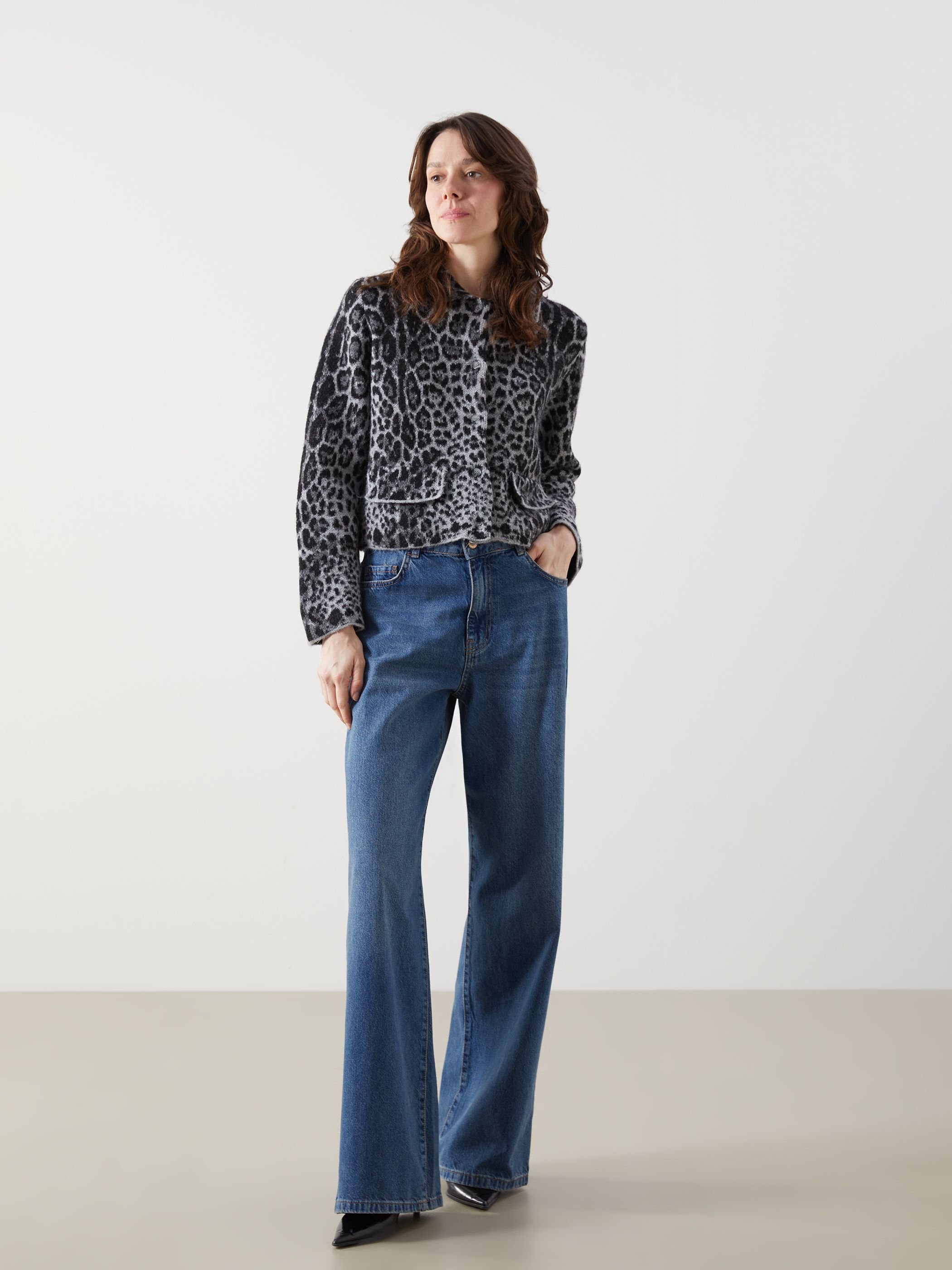 Dexia Dexia Women's Stylish Versatile Leopard Print Cardigan in Black - 2