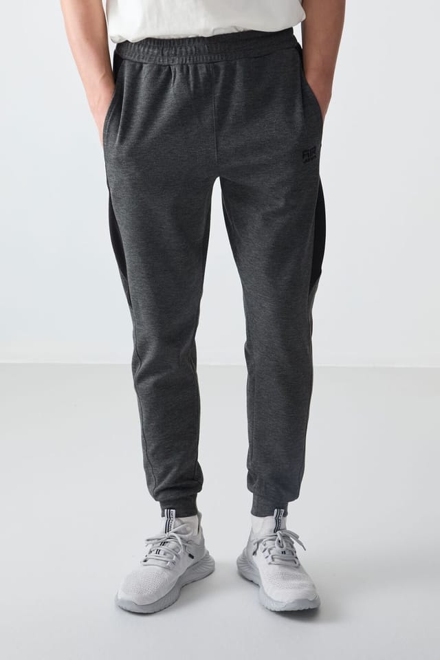 Tommy Life Tommy Life Men's Regular-fit Fleece Sweatpants in Charcoal - 2