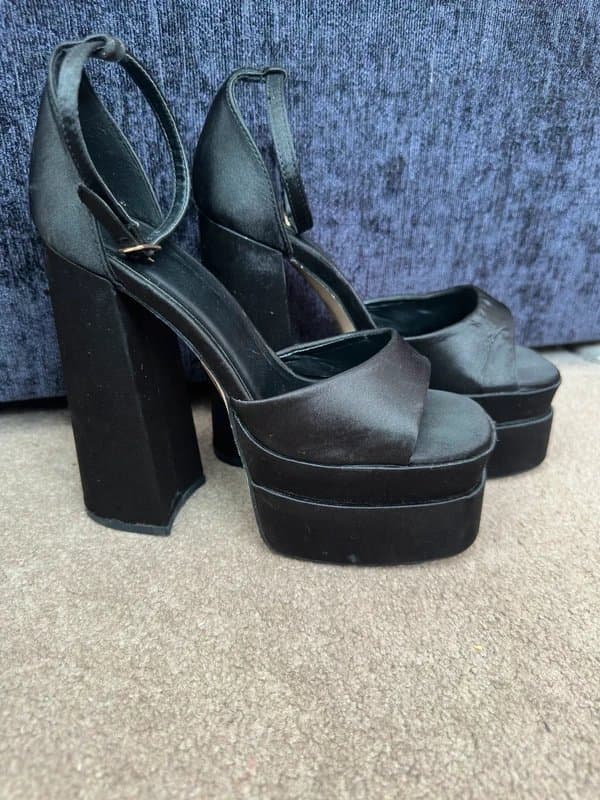 ASOS ASOS black heel
