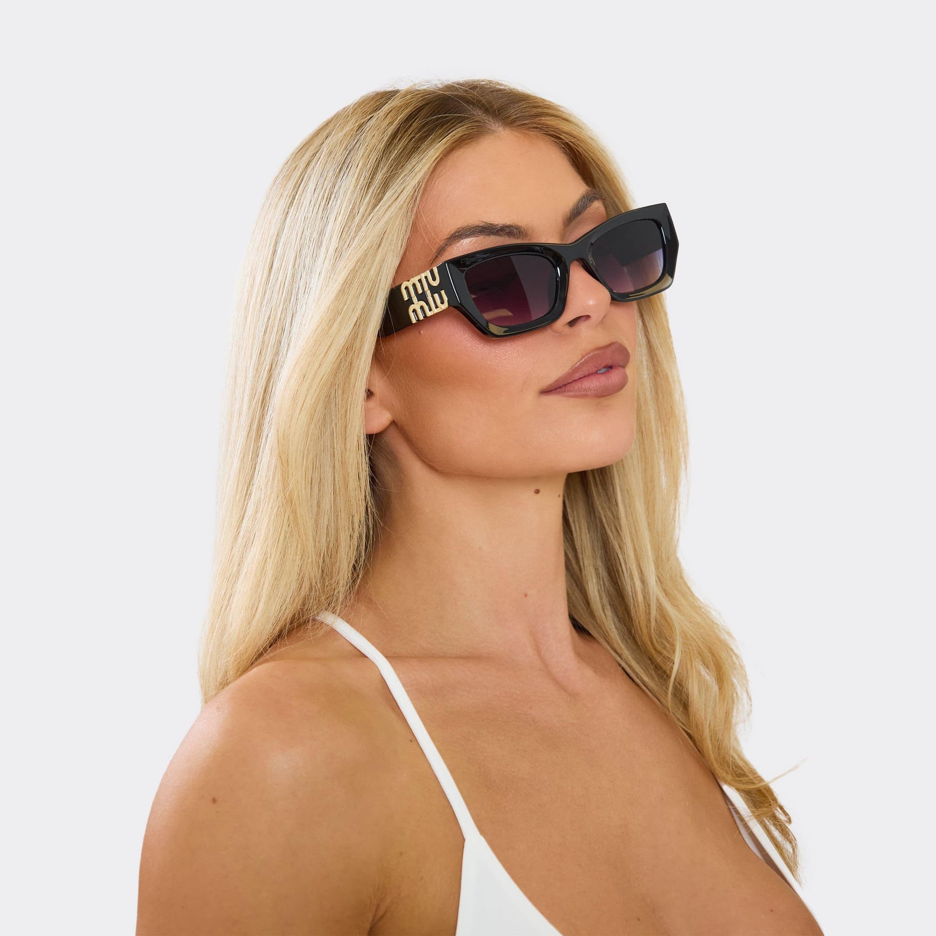 EGO Thick Frame Side Logo Detail Tinted Lense Cateye Shape Sunglasses In Black, Women's Size UK 0