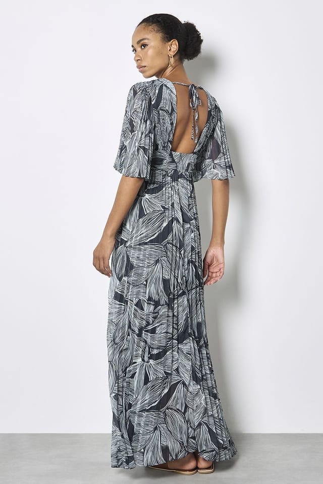 Apricot Apricot Women's Floral Chiffon Shimmer Maxi Dress in Navy - 3