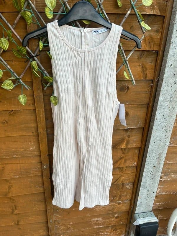 Zara Zara yoga romper playsuit sports beige ribbed size small