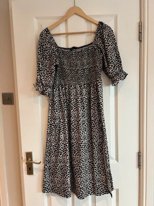 New Look New look leopard print dress size 14