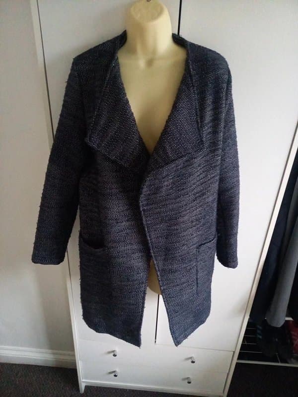 New Look Just dropped! 'New look' navy blue tweed coat