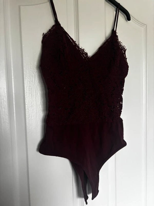 New Look Burgundy lace corset bodysuit - 1