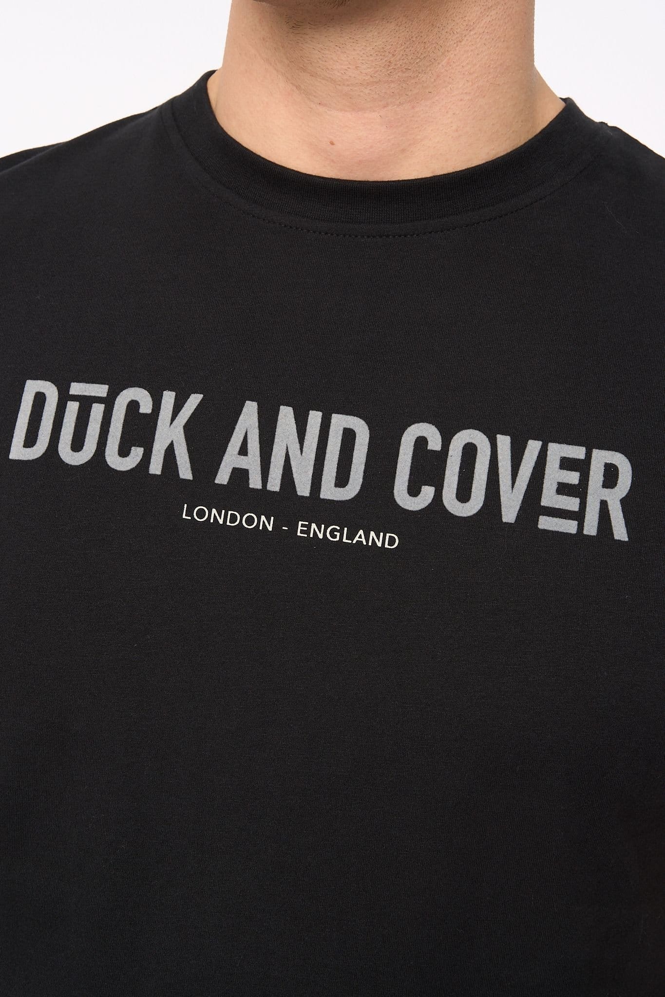 Duck&Cover Duck&Cover Men's Walpole Premium T-Shirt with Flocked Chest Print in Black - 4
