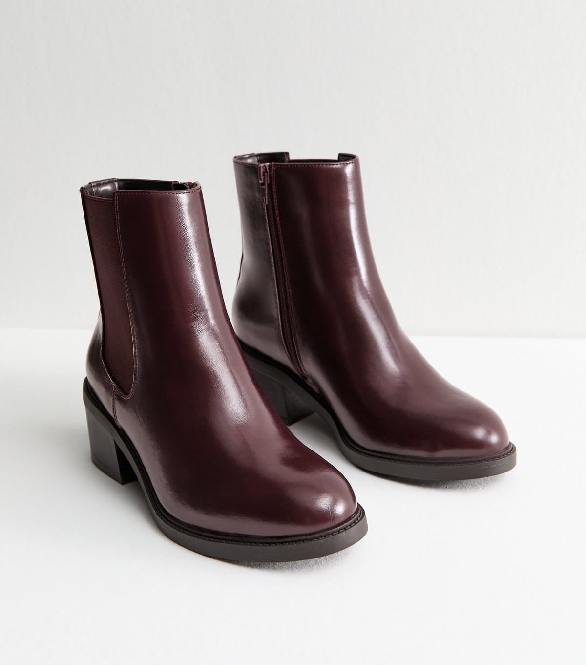 New Look Women's Wide Fit Dark Burgundy Faux Leather Chelsea Heeled Ankle Boots Vegan New Look