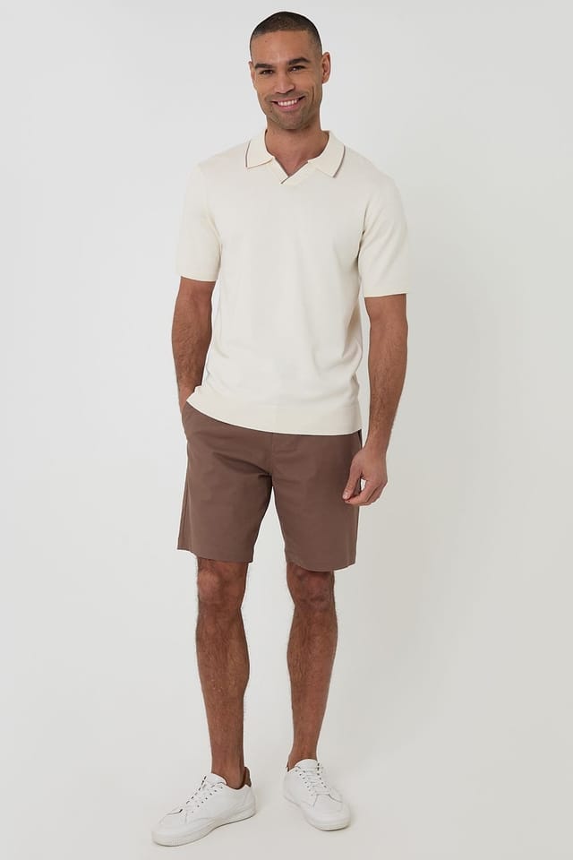 Threadbare Threadbare Men's Knitted Contrast Tipping Trophy Neck Polo in Natural - 3