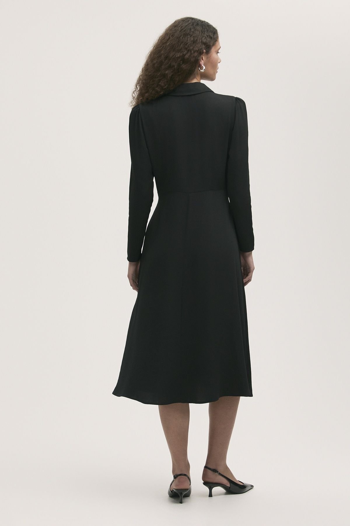 Finery London Finery London Women's Petite Lucia Crepe Collared Midi Dress in Black - 3