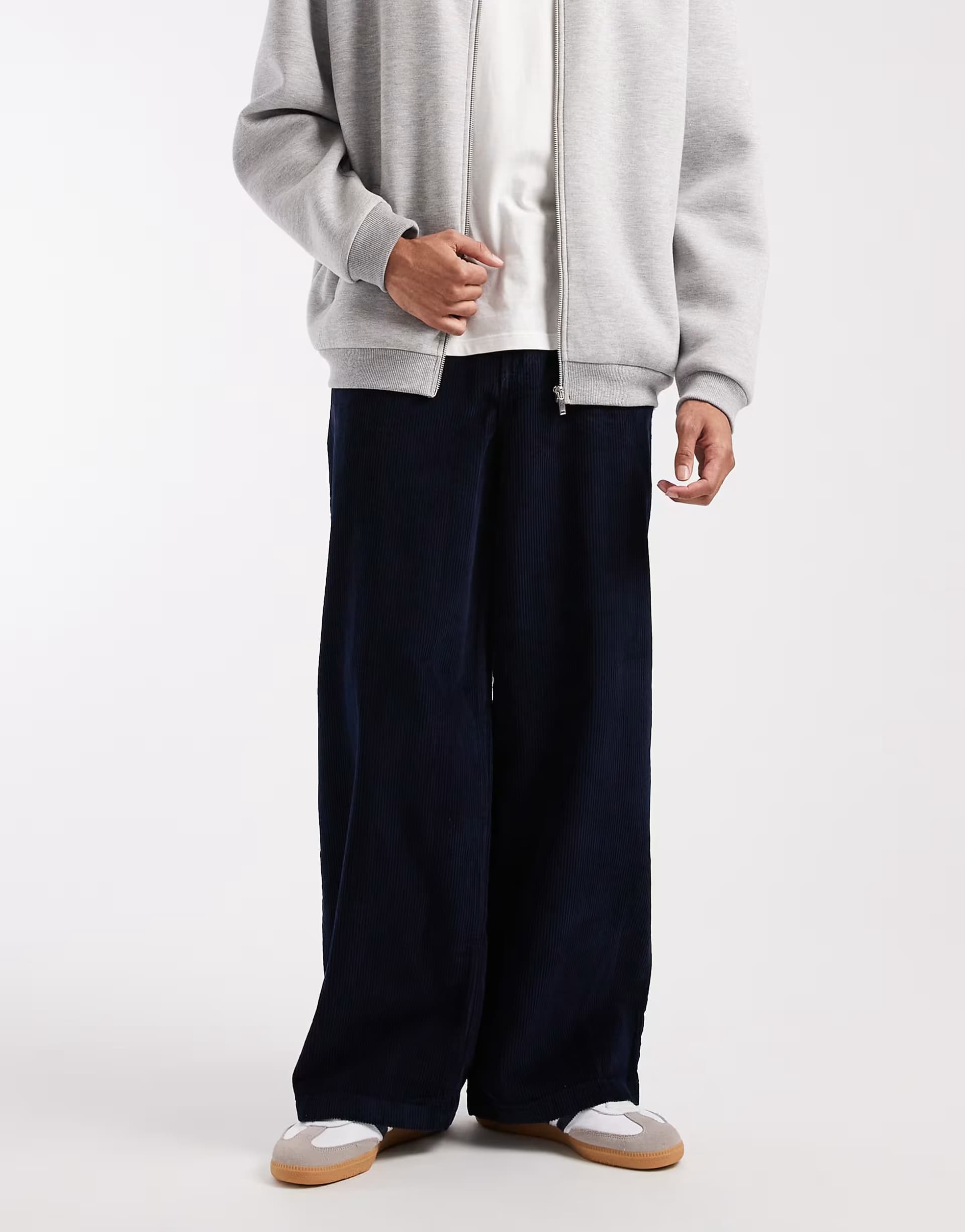 ASOS ASOS DESIGN loose trousers in navy corduroy