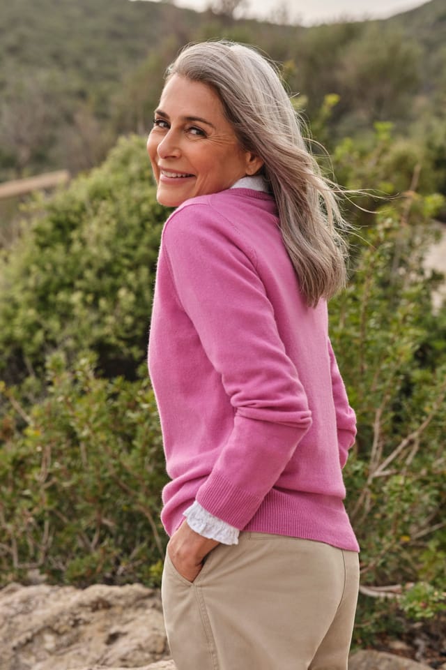 WoolOvers WoolOvers Women's Cashmere & Merino Crew Neck Knitted Jumper in Dark Pink - 3