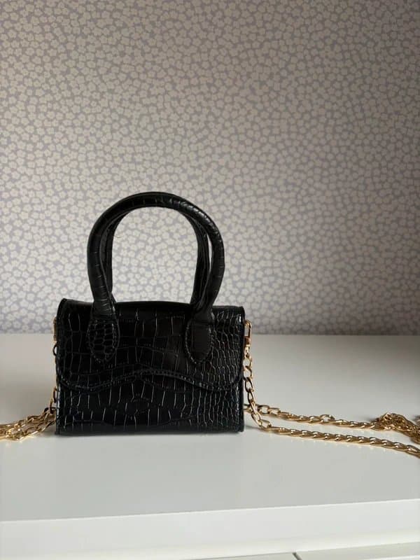 ASOS ASOS mini cross body bag with removable chain.
