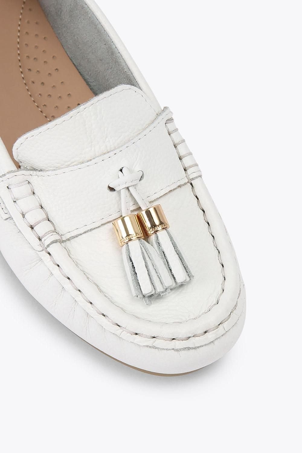 Carvela Carvela Women's 'Fiasco' Leather Flats in White - 4