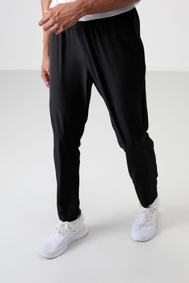 Tommy Life Tommy Life Men's Straight-leg Seamless Sweatpants in Black - 3