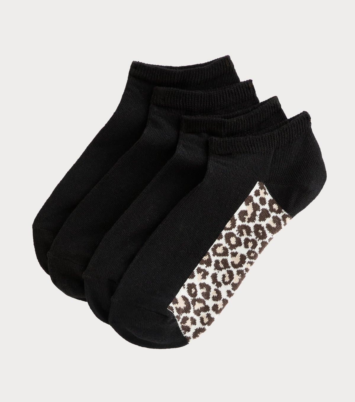 New Look Pack of 4 Black Leopard Print Trainer Sock New Look