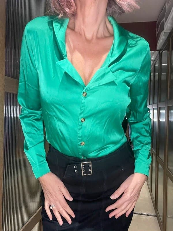 Never Fully Dressed Never Fully Dressed Emerald Green Satin Top – Size 10 | Fitted Long Sleeve