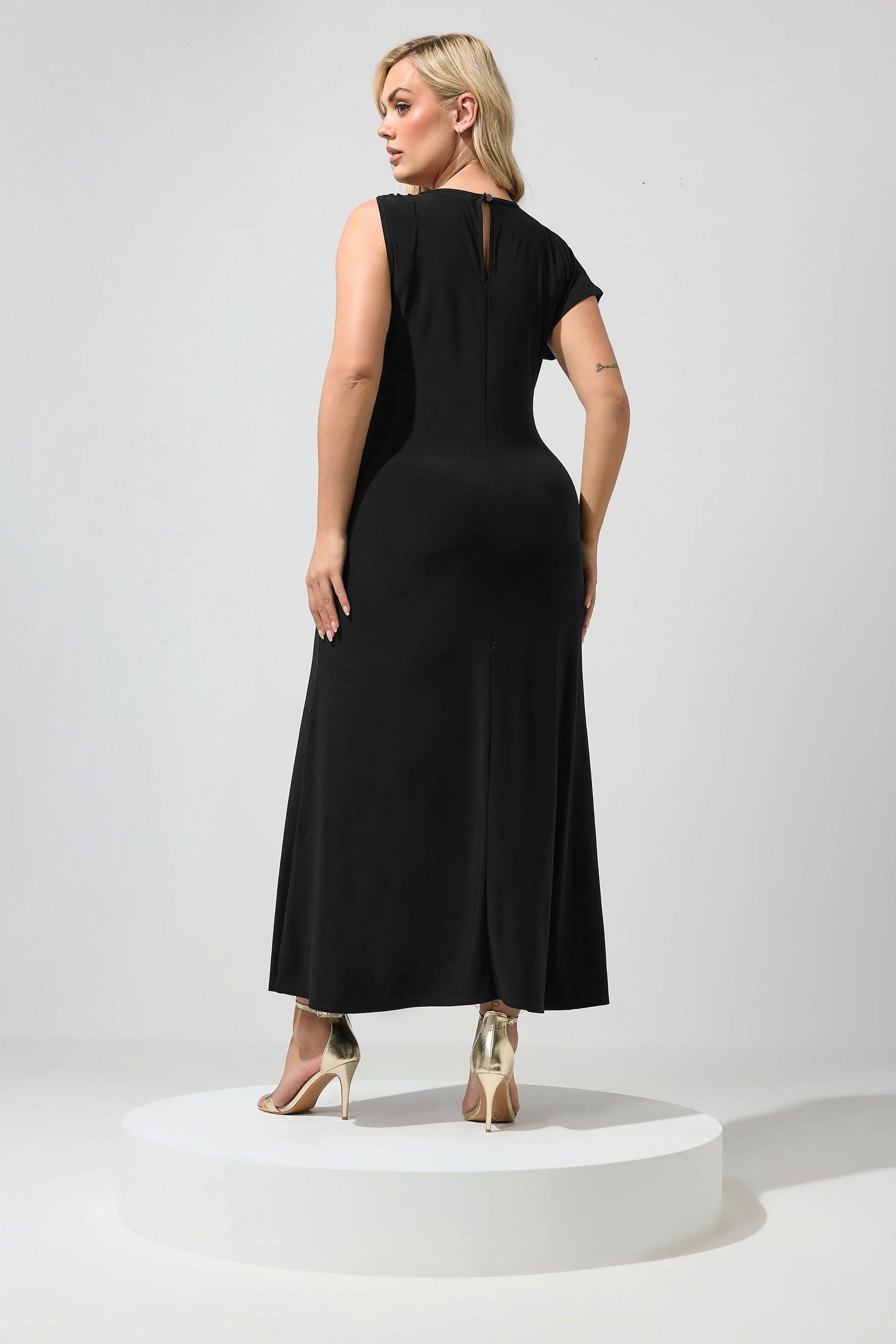 Yours Yours Women's Metal Buckle Detail Maxi Dress in Black - 4