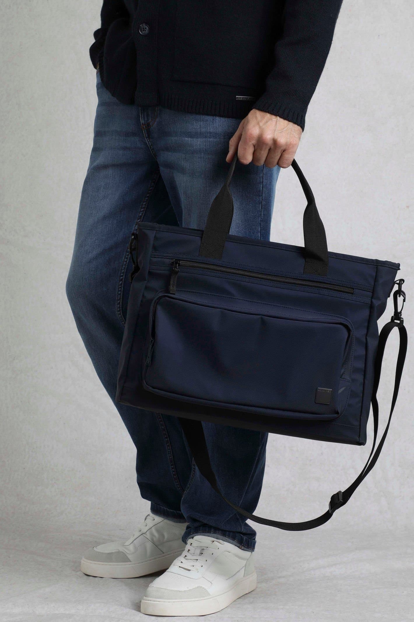 Weird Fish Weird Fish Navy Irving Commuter Messenger Bag