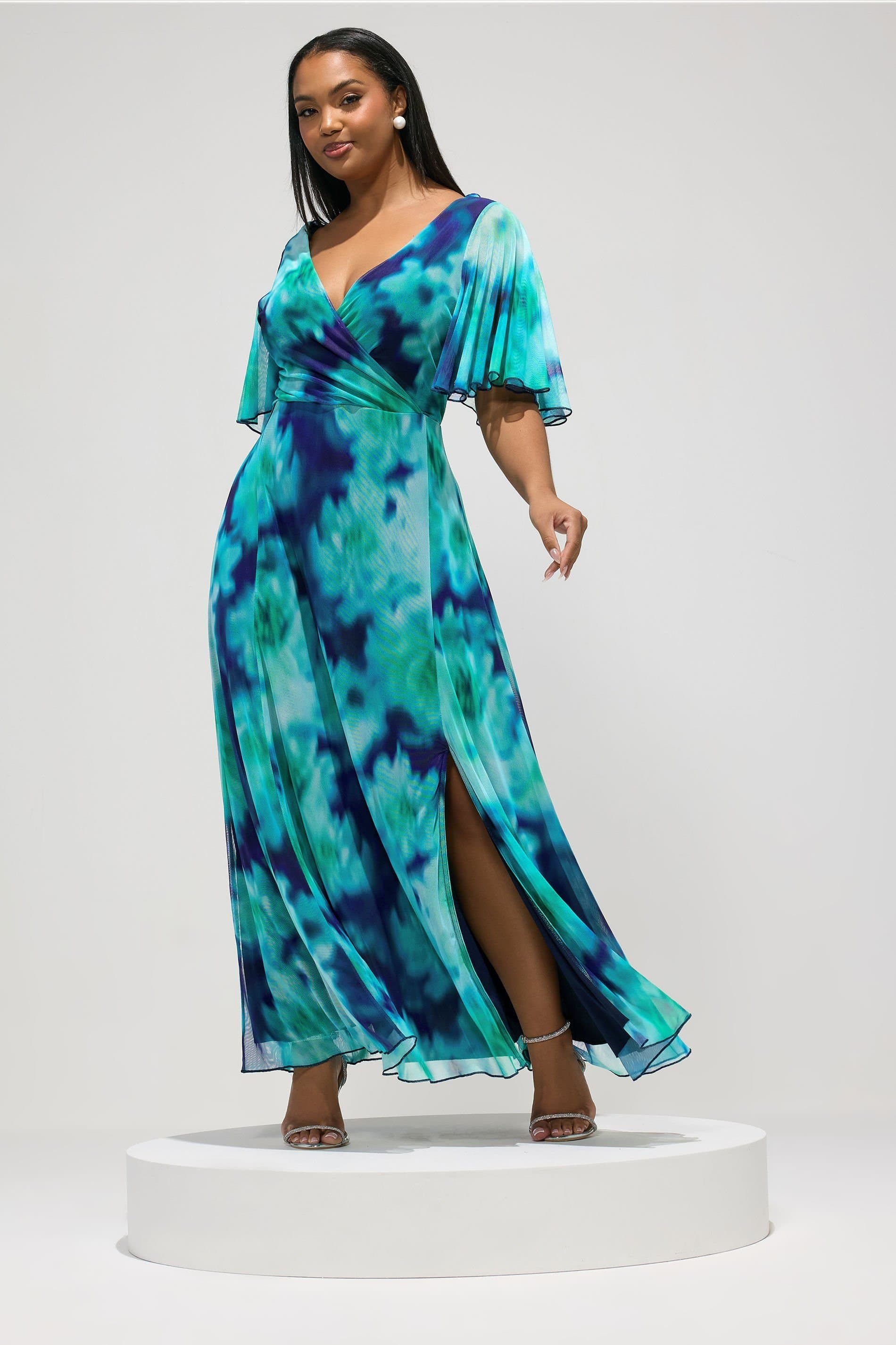 Yours Yours Women's Blurred Abstract Maxi Dress