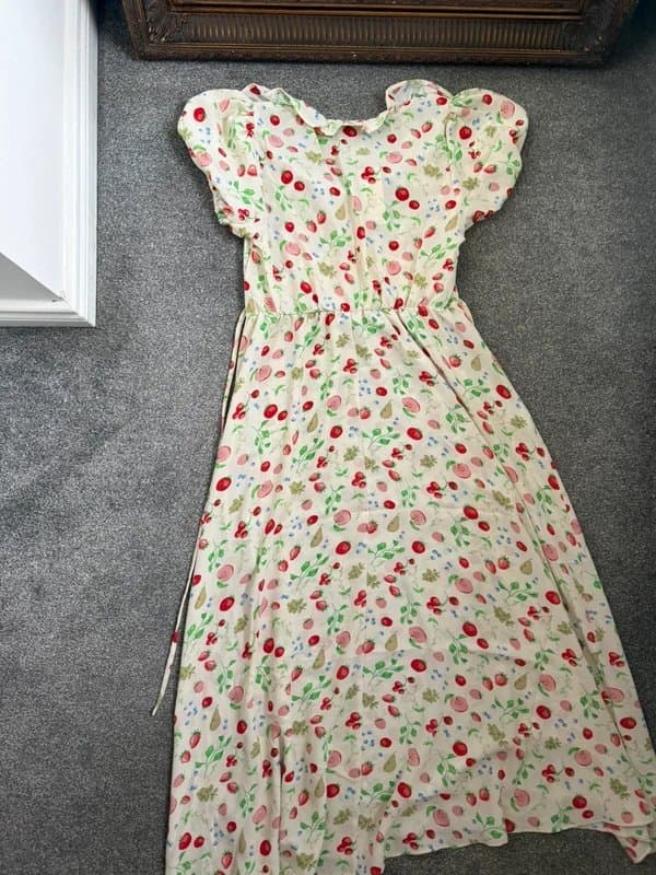 New Look Cream Chiffon Fruit Pattern New Look Midi Dress