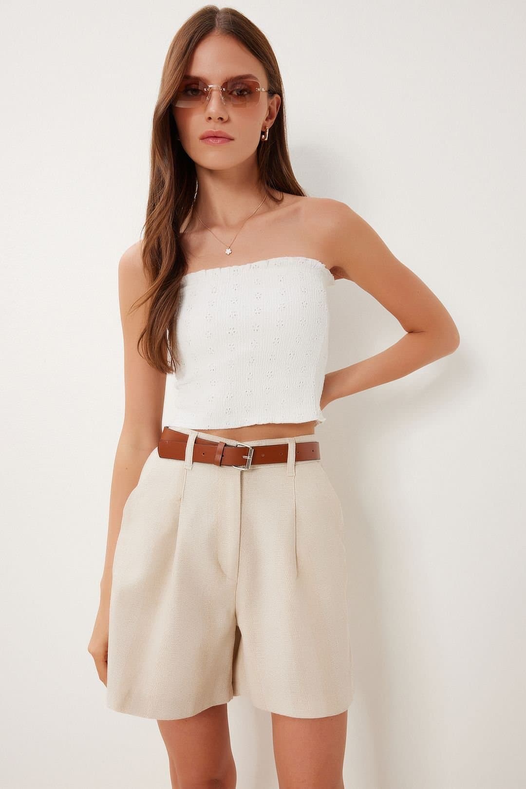 Happiness Istanbul Happiness Istanbul Women's High Waist Belted Wide Leg Shorts in Beige
