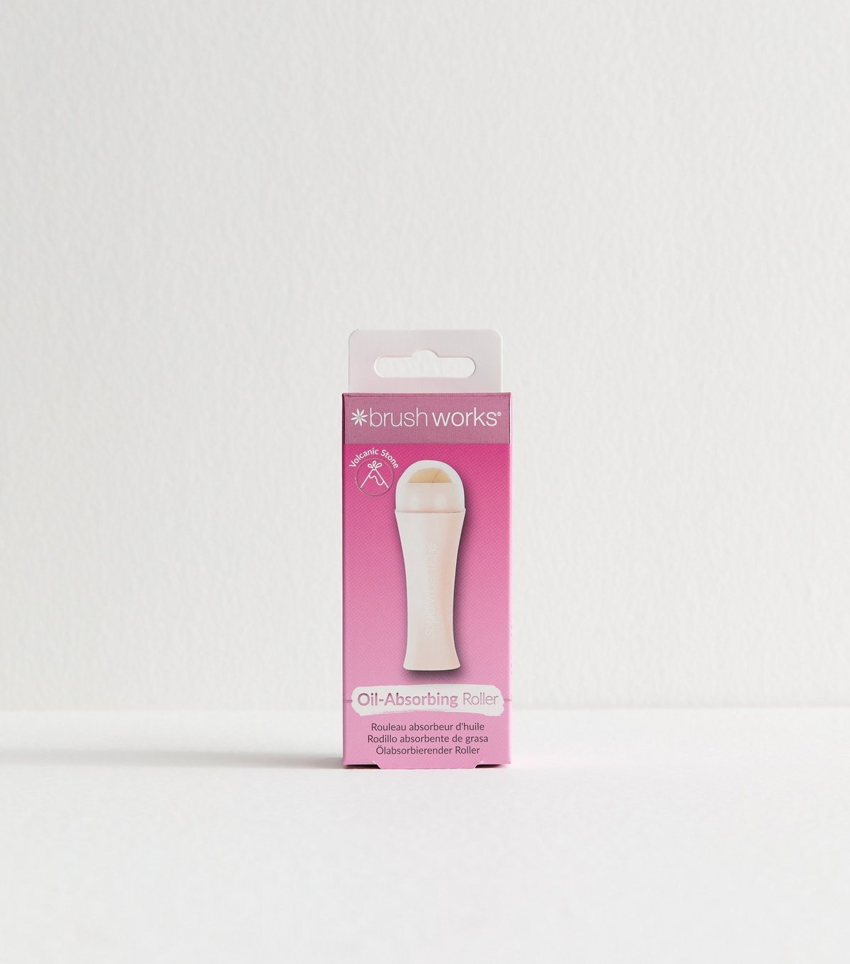 Brushworks Light Pink Oil Absorbing Roller Brushworks New Look - 1