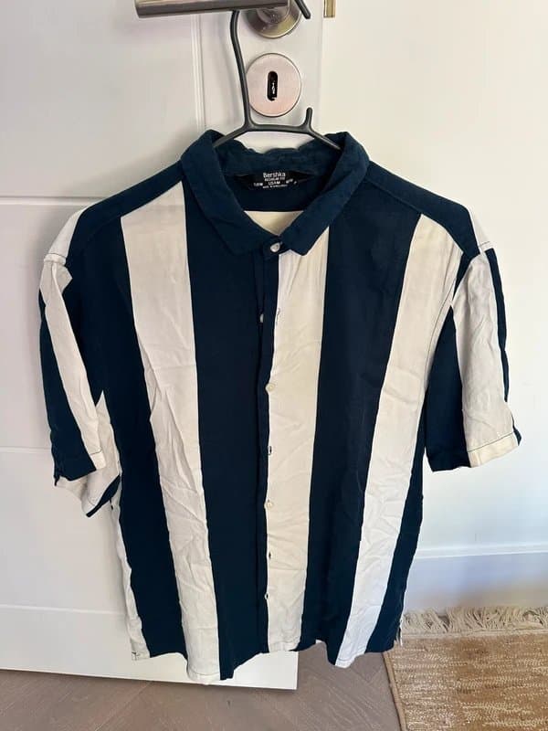 Bershka Bershka striped shirt