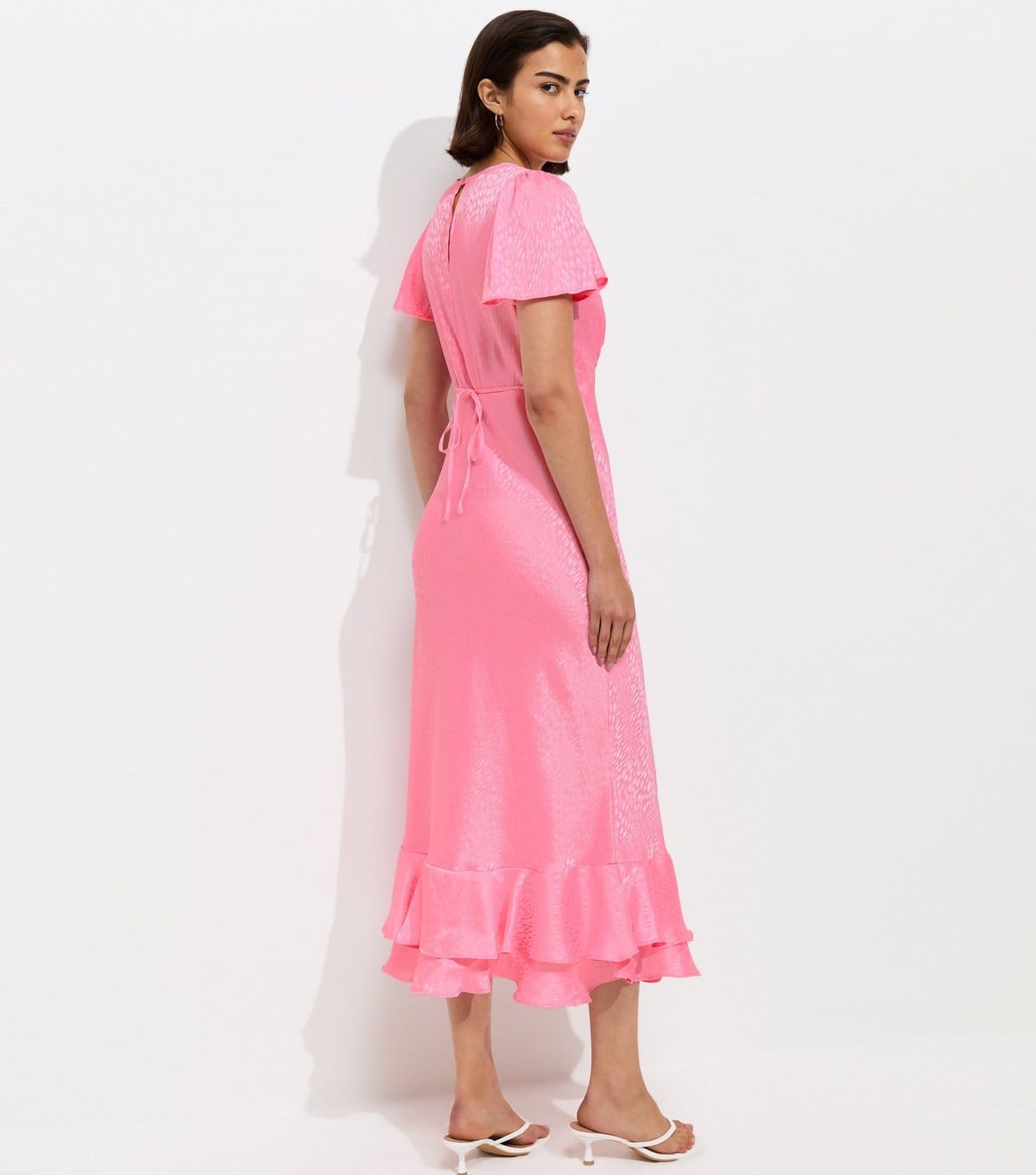 New Look Women's Pale Pink Satin Ruffled Hem Midi Dress New Look - 4
