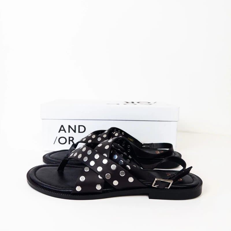 John Lewis John Lewis AND/OR Lennie Leather Studded Toe Post Flat Sandals UK 5 NEW