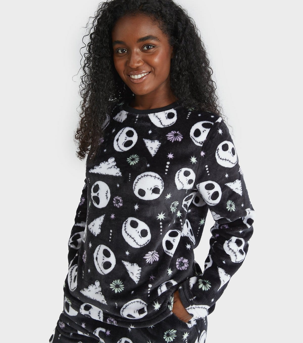 Skinnydip Women's Black Jack Skellington Fleece Pyjama Set Skinnydip New Look - 4